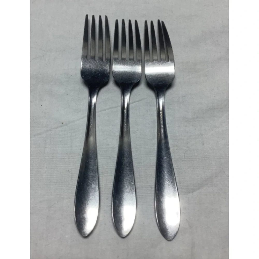 Vintage Wallace Stainless Steel Silverware Set New Day Fork Spoon Knife